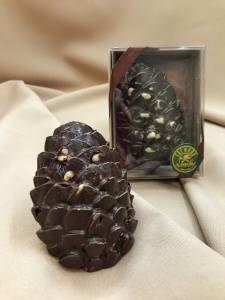 Фото Тёмная шоколадная шишка, 80 гр